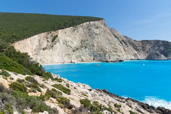 Porto Katsiki Beach Lefkada Griechenland Juli 2014 Personen Und Jachten — Stockfoto