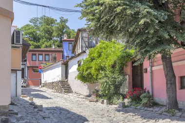 Plovdiv, Bulgaristan-Mayıs 29, 2019: sokak ve on dokuzuncu yüzyıl evler mimari ve tarihi rezerv Plovdiv şehir eski kent, Bulgaristan
