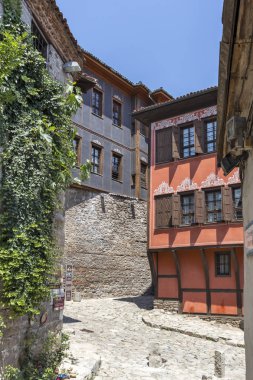 Plovdiv, Bulgaristan-Mayıs 29, 2019: sokak ve on dokuzuncu yüzyıl evler mimari ve tarihi rezerv Plovdiv şehir eski kent, Bulgaristan