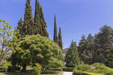 Sandanski, Bulgaristan-29 Nisan 2019: Sandanski kentinde Park St. Vrach Panoraması, Bulgaristan