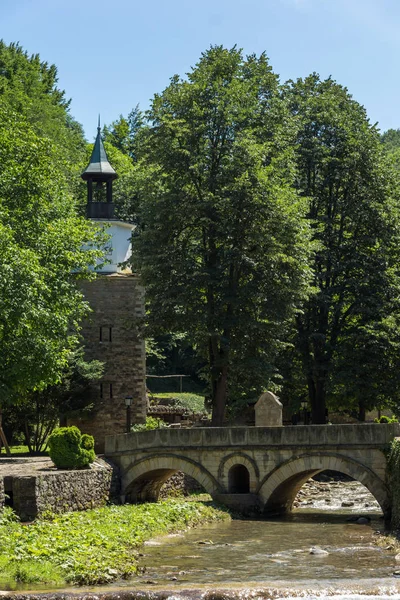 Etar, Gabrovo, Bulgaristan- 6 Temmuz 2018: Etar köyündeeski ev (Etara) Gabrovo kasabası yakınlarında, Bulgaristan