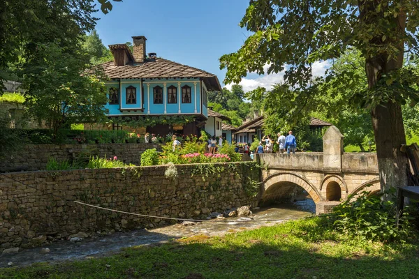Etar, Gabrovo, Bulgaristan- 6 Temmuz 2018: Etar köyündeeski ev (Etara) Gabrovo kasabası yakınlarında, Bulgaristan