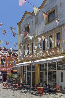 Plovdiv, Bulgaristan-29 Mayıs 2019: Plovdiv şehir merkezinde yaya sokakları, Bulgaristan