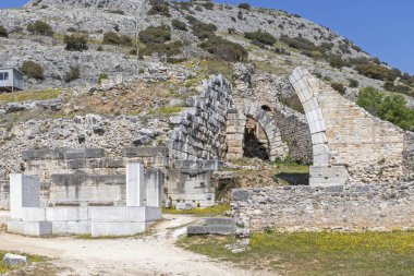Philippi antik bölgesinde antik tiyatro harabeleri, Doğu Makedonya ve Trakya, Yunanistan