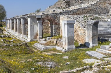 Philippi antik bölgesinde antik tiyatro harabeleri, Doğu Makedonya ve Trakya, Yunanistan