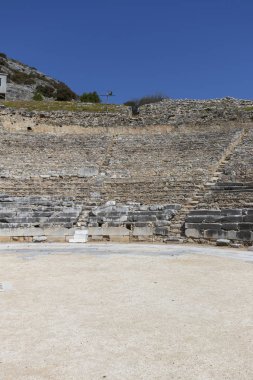 Philippi antik bölgesinde antik tiyatro harabeleri, Doğu Makedonya ve Trakya, Yunanistan