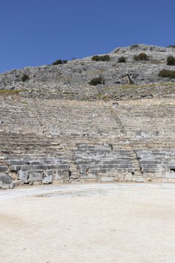 Philippi antik bölgesinde antik tiyatro harabeleri, Doğu Makedonya ve Trakya, Yunanistan