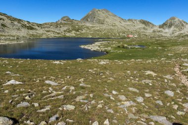 Tevno Gölü ile Peyzaj, Pirin Dağı, Bulgaristan