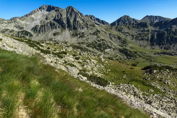 Panorama Incrível Com Kamenitsa Yalovarnika Dente Picos Bonecas Montanha Pirin — Fotografia de Stock