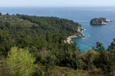 Thassos, Doğu Makedonya ve Trakya, Yunanistan kıyı şeridinde küçük ada ile Seascape