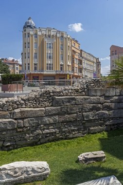 Plovdiv, Bulgaristan - 29 Mayıs 2019: Plovdiv şehrinin merkezinde ki Dzhumaya Camii, Bulgaristan