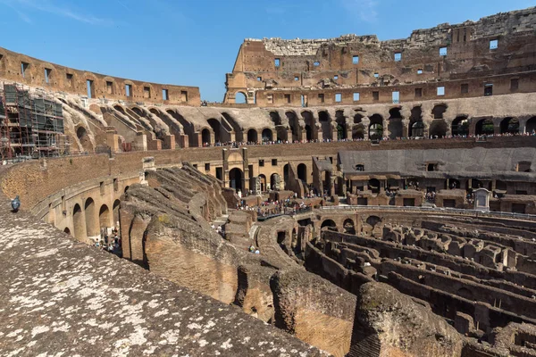 ローマ イタリア 2017 ローマ市の剣闘士コロッセオの古代アリーナの内側 イタリア — ストック写真