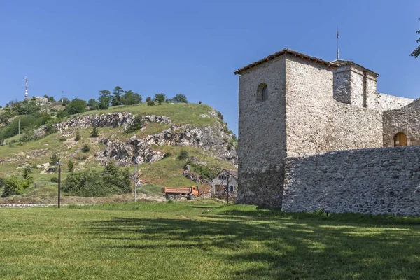 Tarihi Pirot Kalesi Harabelerinin Dış Görünümü Güney Doğu Sırbistan — Stok fotoğraf