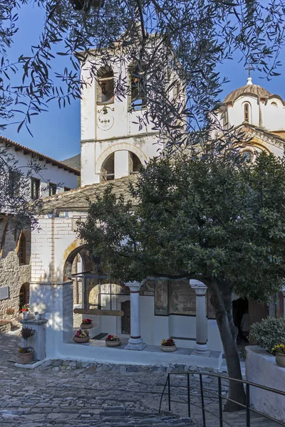 Monasterio Ortodoxo Medieval Timiou Prodromou San Juan Bautista Cerca Ciudad —  Fotos de Stock