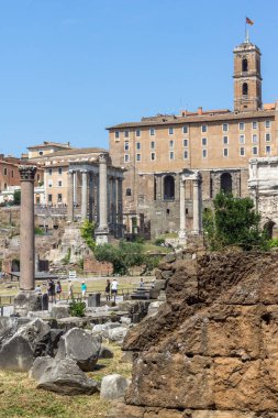 Roma şehrinde Roma Forumu Panoraması