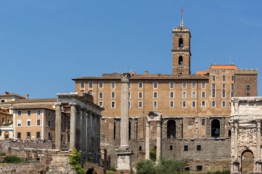 Roma şehrinde Roma Forumu Panoraması