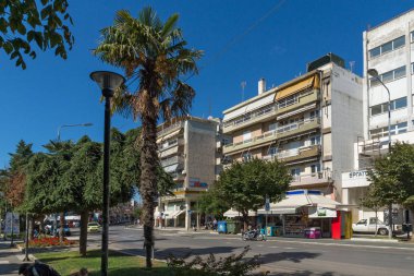 Dedeağaç kasabasında tipik sokak, Yunanistan