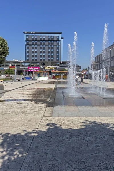 Praça Central de Pirot, sul e leste da Sérvia — Fotografia de Stock