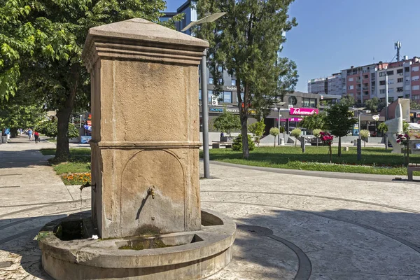 Praça Central de Pirot, sul e leste da Sérvia — Fotografia de Stock