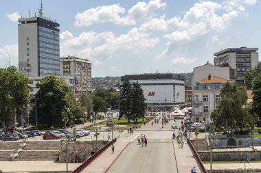 Kaleden Niş Şehrinin panoramik manzarası
