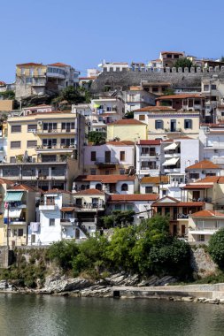 Kavala şehrinin eski şehir panoraması, Yunanistan