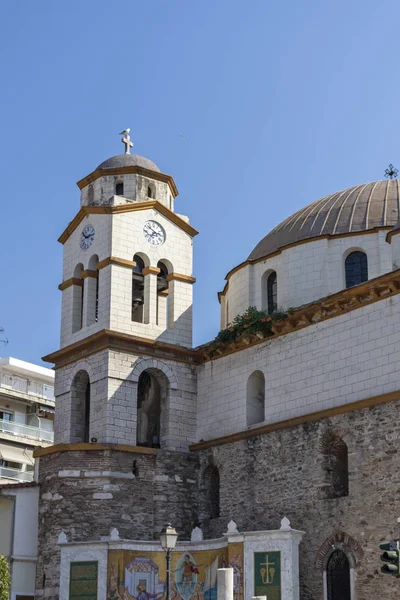 Iglesia de Agios Nikolaos en el casco antiguo de Kavala, Grecia — Foto de Stock