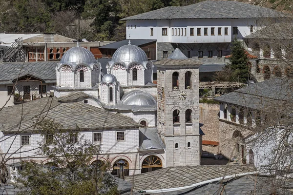 Mosteiro santo medieval de Santa Maria Eikosifoinissa, Grécia — Fotografia de Stock