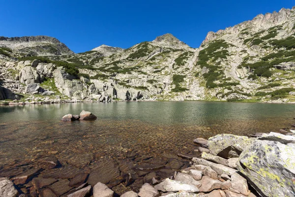 Lagos de Samodivski perto de Dzhangal peak, Pirin Mountain, Bulgária — Fotografia de Stock