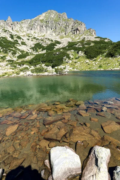 Danau Samodivski dekat puncak Dzhangal, Pirin Mountain, Bulgaria — Stok Foto