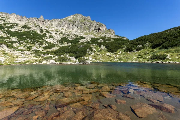 Lacs Samodivski près du pic Dzhangal, Pirin Mountain, Bulgarie — Photo