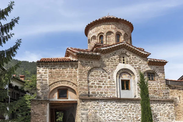 Edifícios medievais no Mosteiro de Bachkovo, Bulgária — Fotografia de Stock