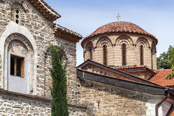 保加利亚巴赫科沃修道院的中世纪建筑 — 图库照片