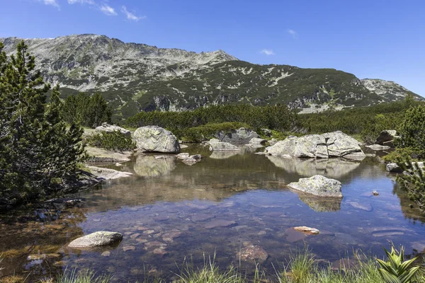 Krajina Jezero Smradlavky Smradlivoto Lake Pohoří Rila Bulharsko — Stock fotografie