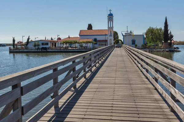 Klášter svatého Mikuláše nedaleko Porta Lagos, Řecko — Stock fotografie