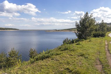 Belmeken Barajı ile peyzaj, Rila dağ, Bulgaristan