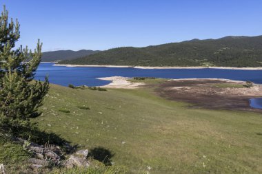 Belmeken Barajı ile peyzaj, Rila dağ, Bulgaristan