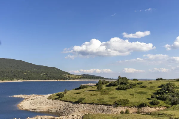 Landscape with Belmeken Dam, Rila mountain, Bulgaria — Stock Photo, Image