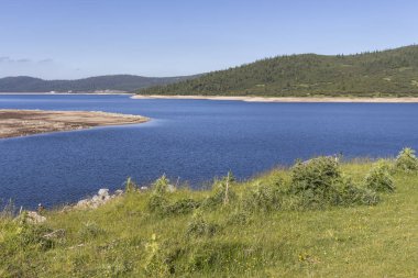 Belmeken Barajı ile peyzaj, Rila dağ, Bulgaristan