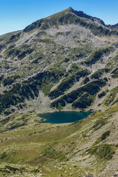 Vista desde el pico Dzhano, Montaña Pirin, Bulgaria — Foto de Stock