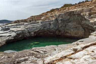 Giola doğal havuzu Thassos Island, Yunanistan 