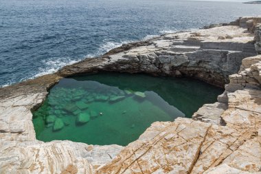Giola doğal havuzu Thassos Island, Yunanistan 