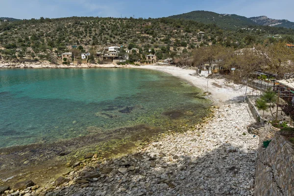 Panorama van het dorp en het strand van Aliki, Thassos Island, Griekenland — Stockfoto