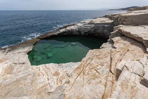 Giola přírodní bazén v ostrově Thassos, Řecko — Stock fotografie