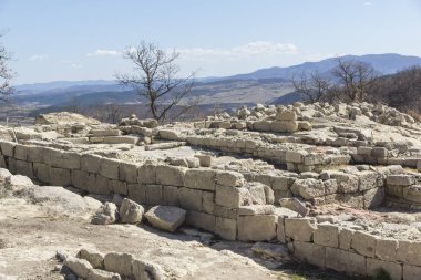 Perperikon, Bulgaristan - 17 Mart 2019: Perperikon Antik Kutsal Şehir Harabeleri, Kırcaali Bölgesi, Bulgaristan