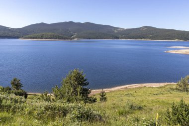 Belmeken Barajı ile peyzaj, Rila dağ, Bulgaristan