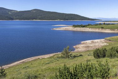 Belmeken Barajı ile peyzaj, Rila dağ, Bulgaristan