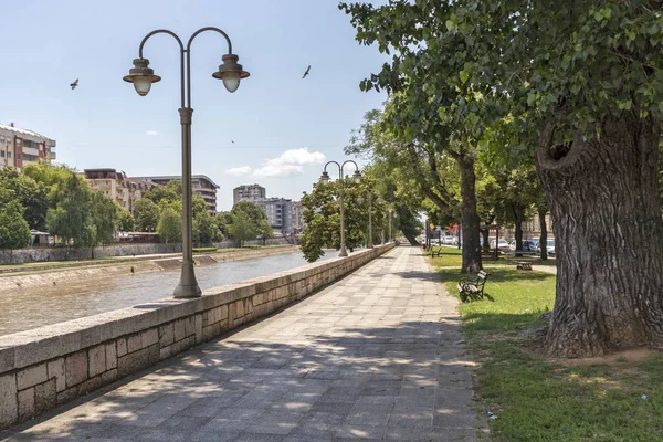 Мбаппе города Ниш и реки Нисава, Сербия — стоковое фото