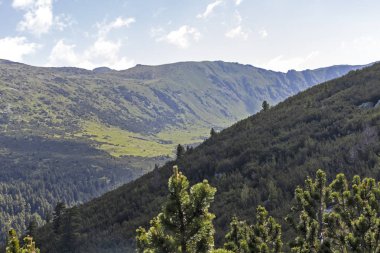Tiha Rila, Rila Dağı, Bulg bölgesinden Stinky için Trail