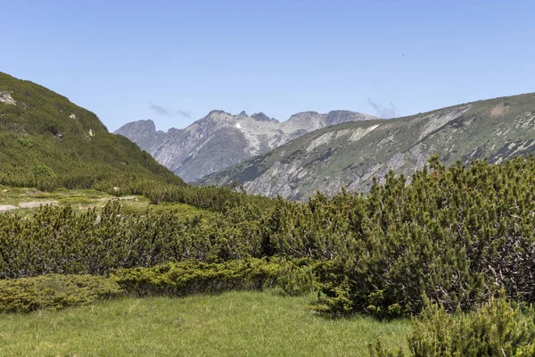 Tiha Rila, Rila Dağı, Bulg bölgesinden Stinky için Trail