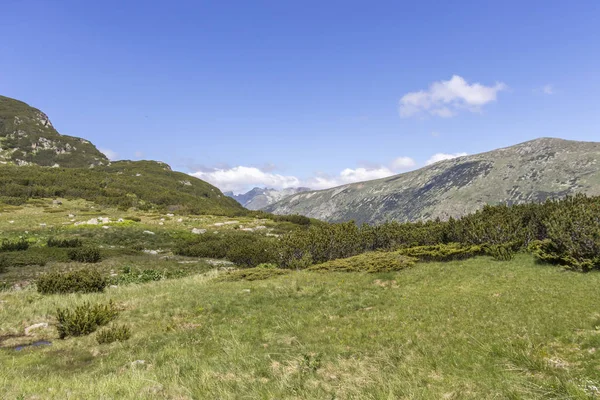 Tiha Rila, Rila Dağı, Bulg bölgesinden Stinky için Trail